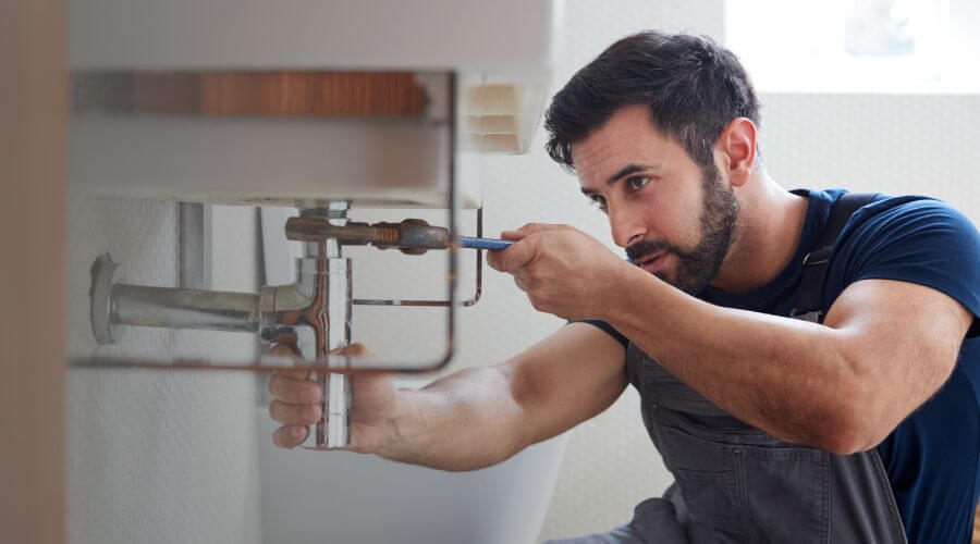 Professional water heater installation services in Danbury, TX